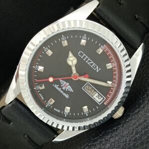 Vintage 1978 Citizen Automatic Mens Silver Watch W/daydate & Red accents
